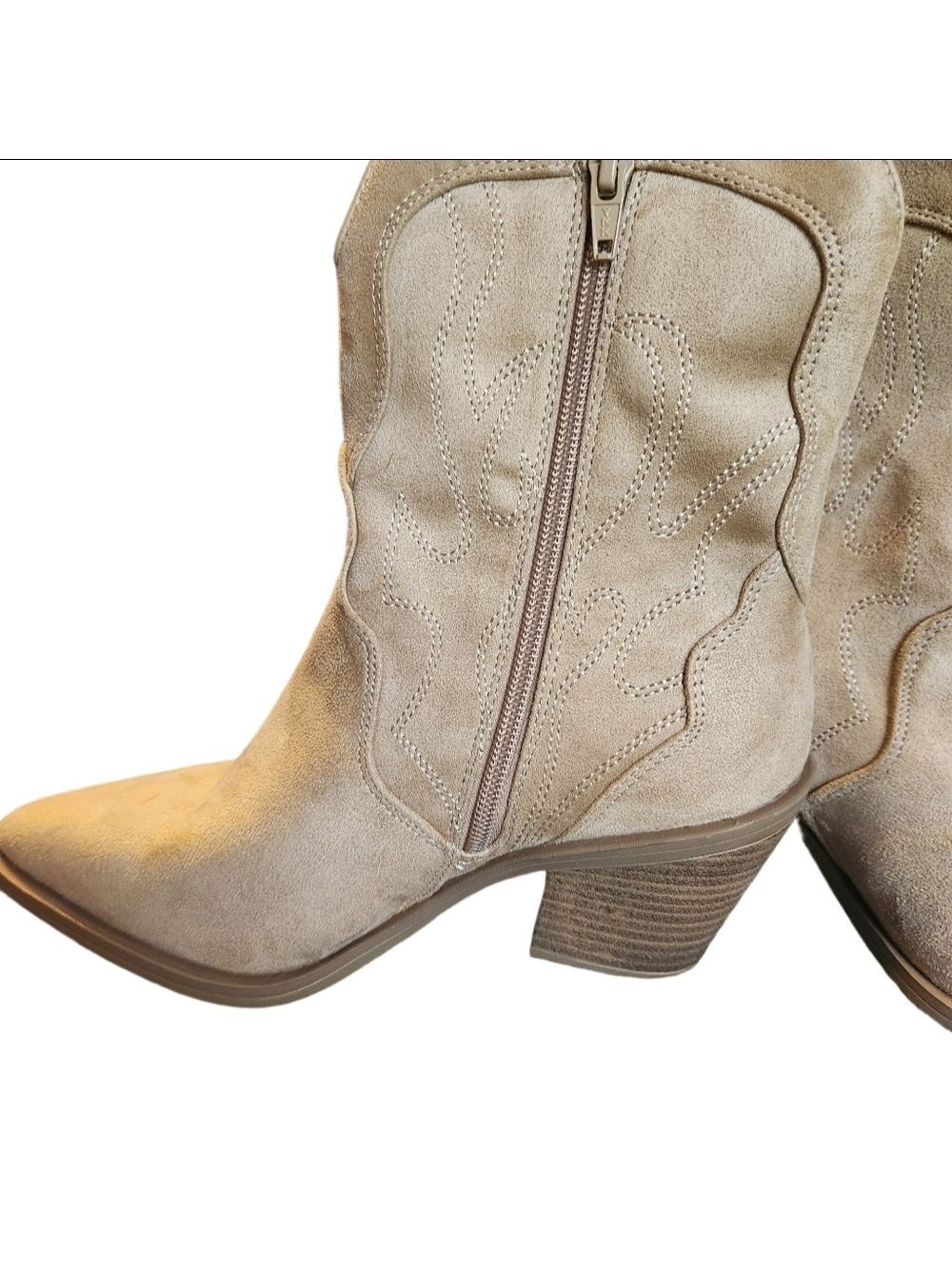 Universal Thread Western Jacey Ankle Boots Size 6 NWOT - Picture 2 of 10